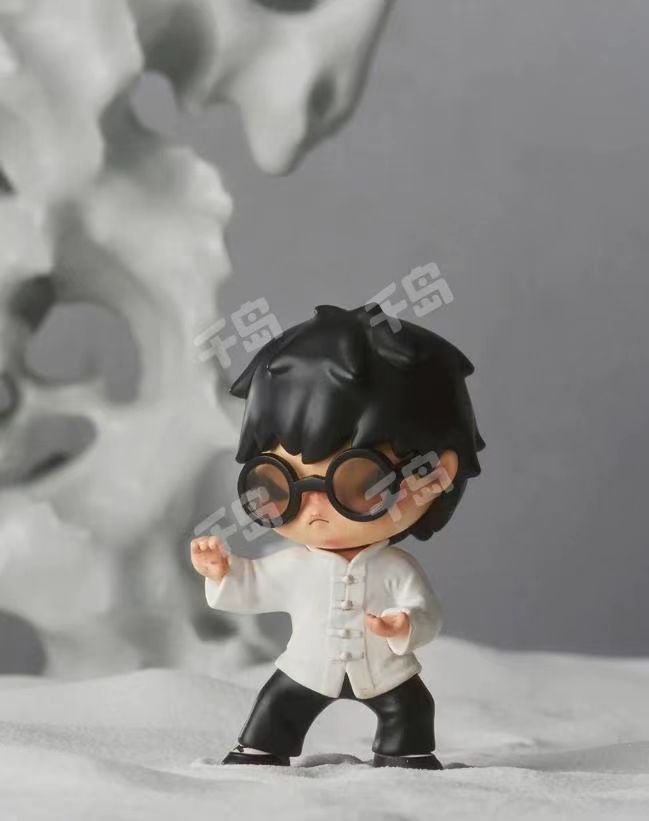 Hirono(In stock dolls!! DO NOT BUY this link!! )