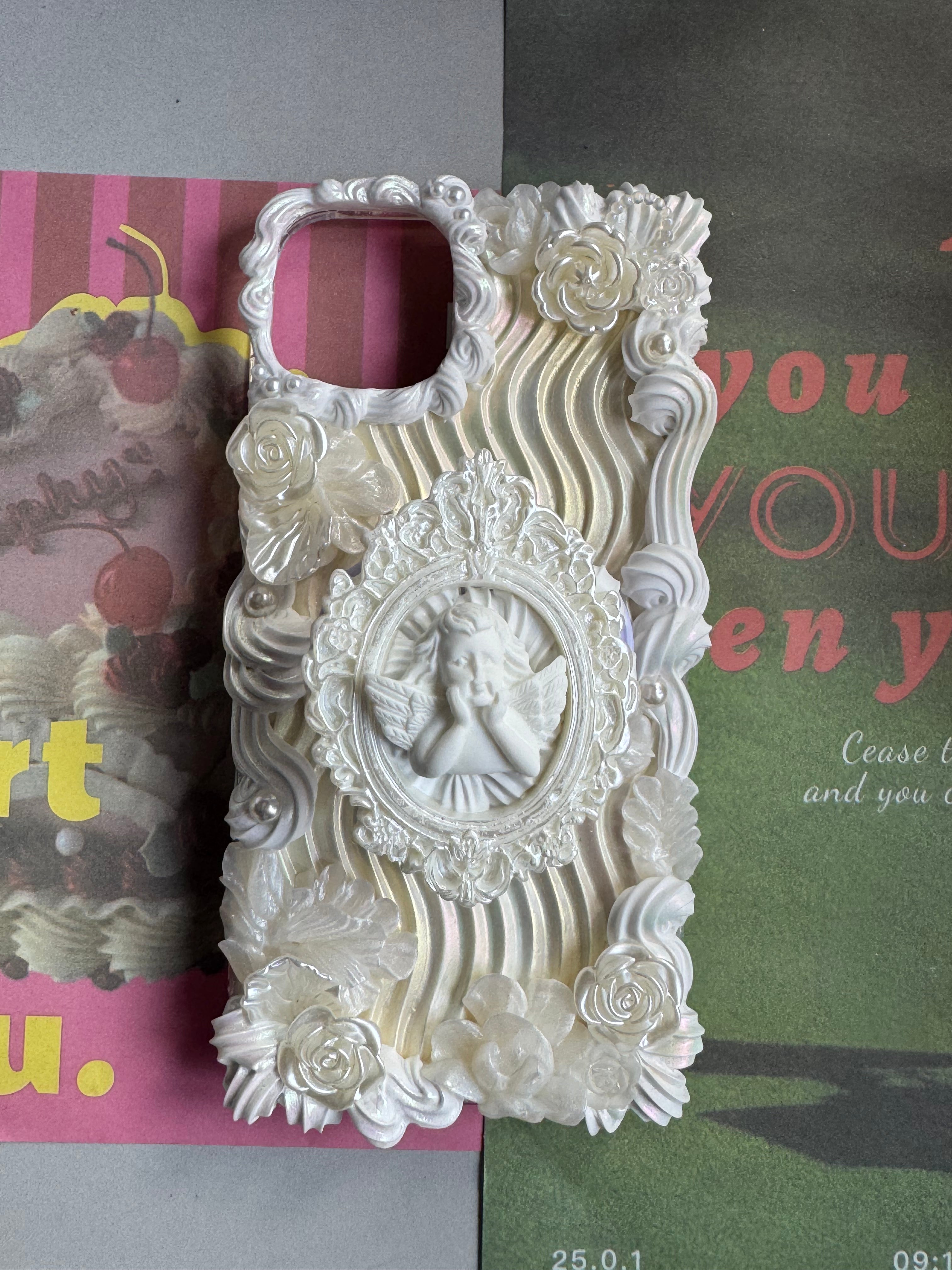 No big doll case (Flowers) DIY Cream Glue Handmade Phone Case