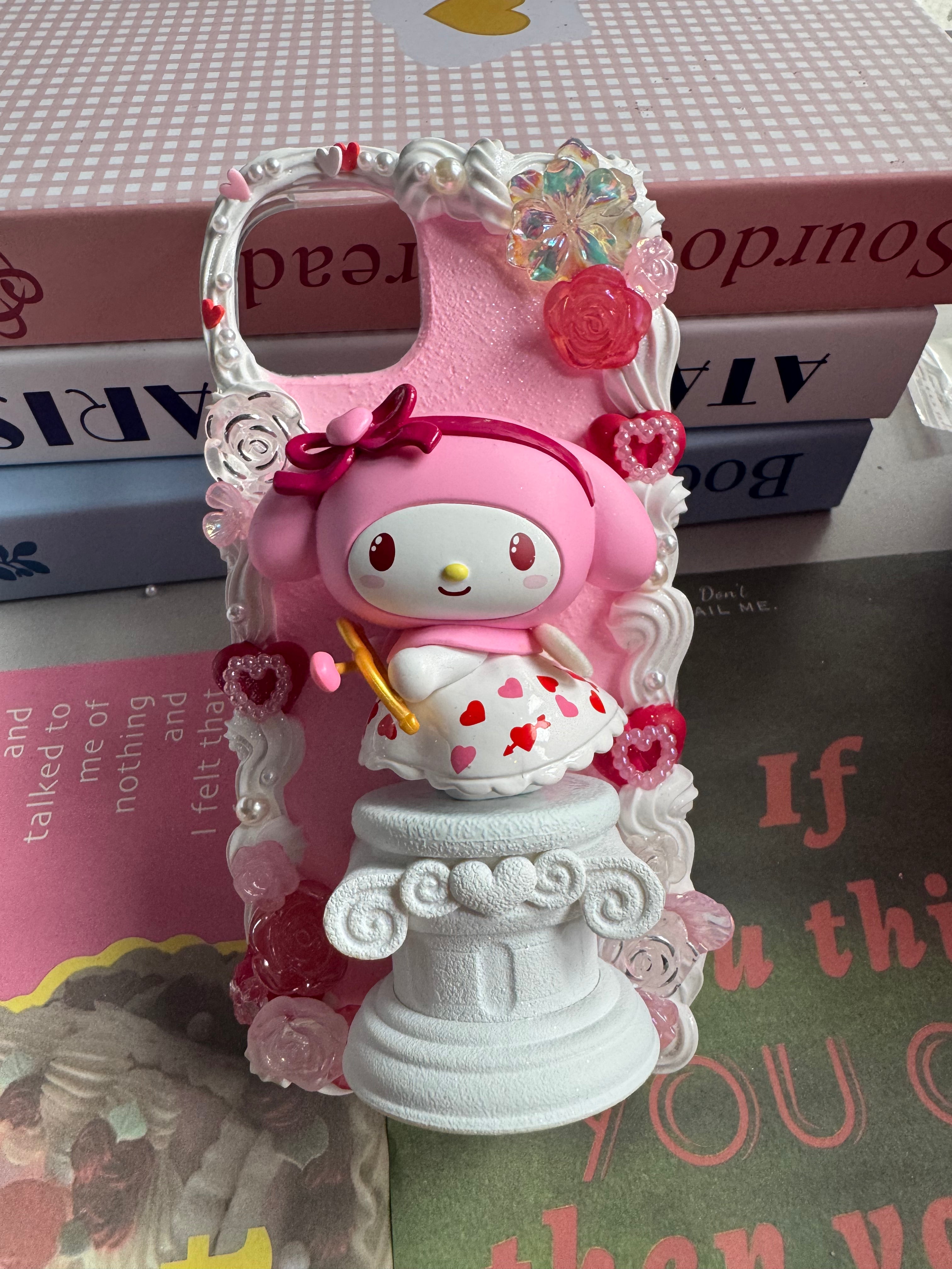 Sanrio Family (Figures) DIY Cream Glue Handmade Phone Case