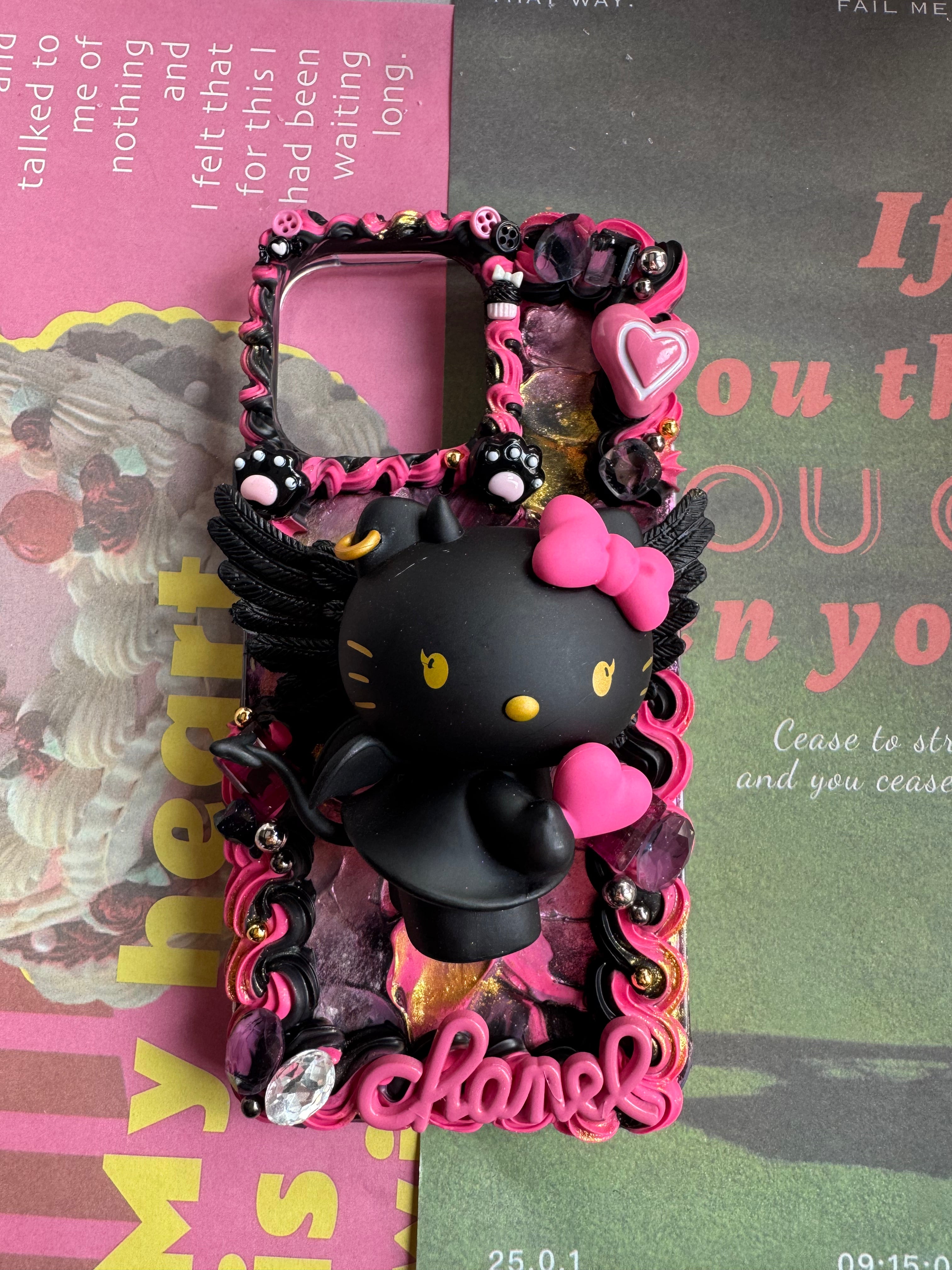 Sanrio Family (Figures) DIY Cream Glue Handmade Phone Case