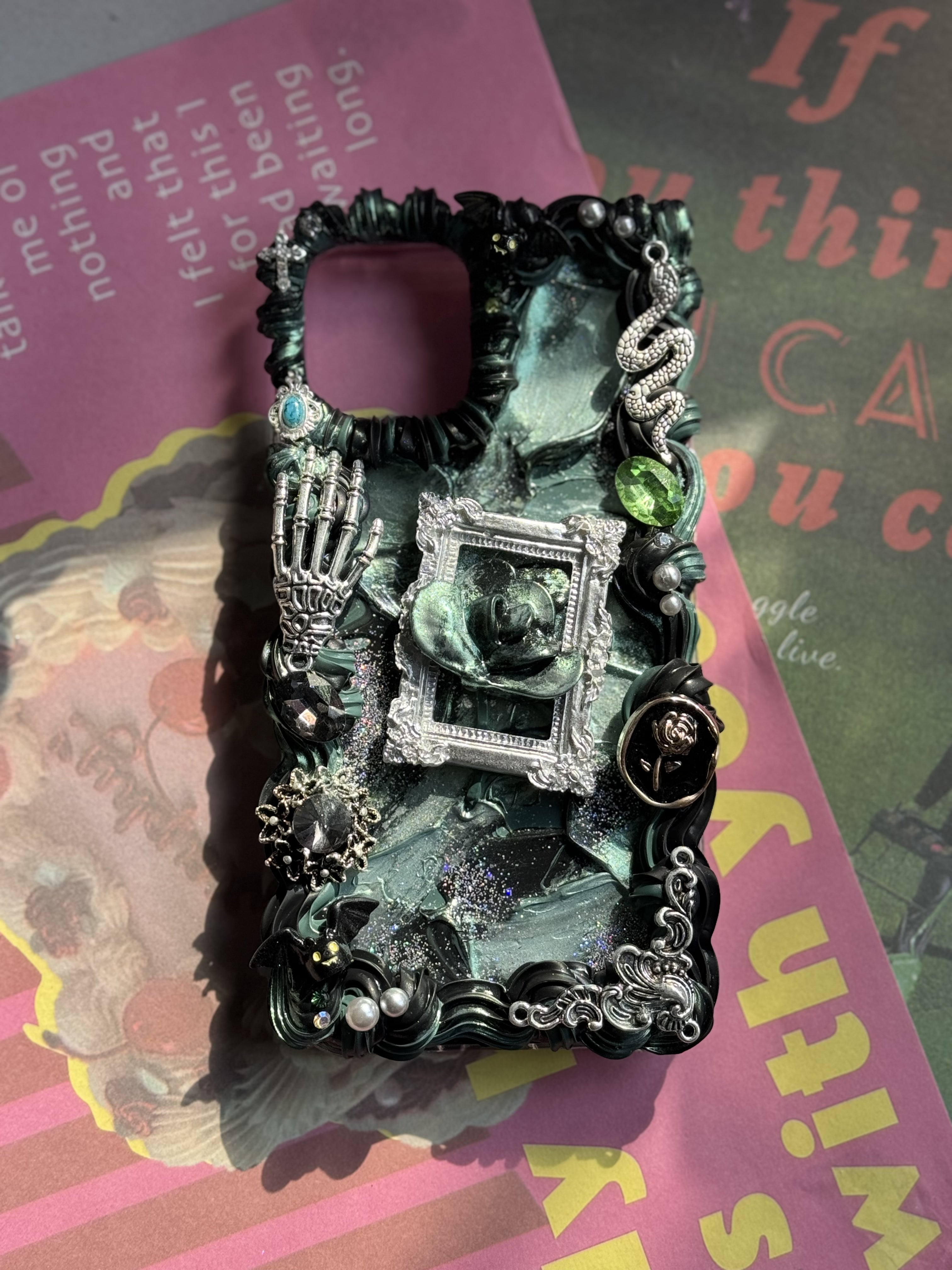 No big doll case (Flowers) DIY Cream Glue Handmade Phone Case