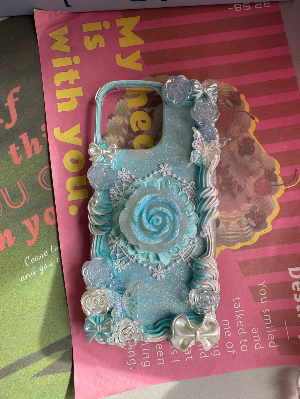 No big doll case (Flowers) DIY Cream Glue Handmade Phone Case