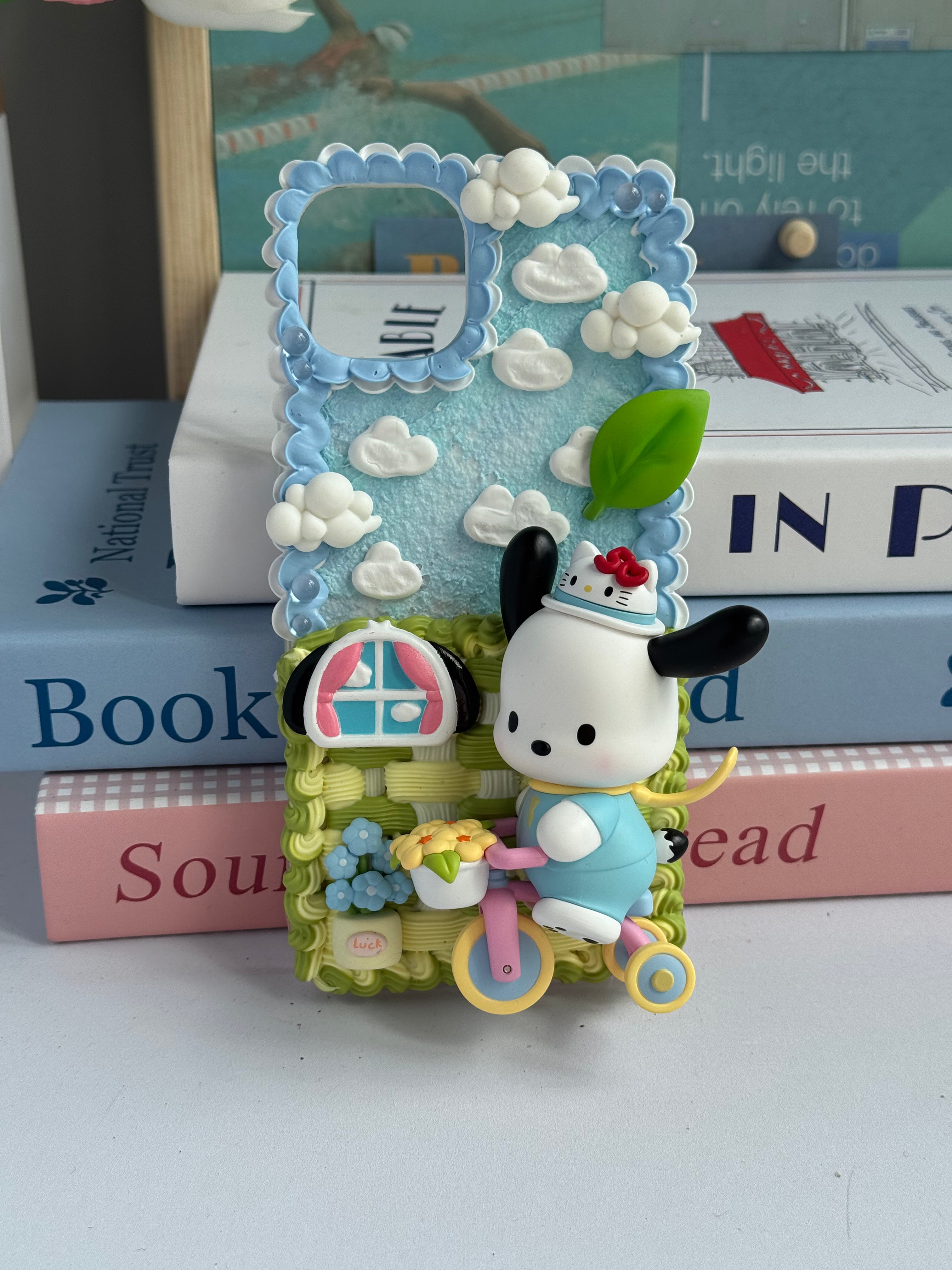 Sanrio Family (Figures) DIY Cream Glue Handmade Phone Case