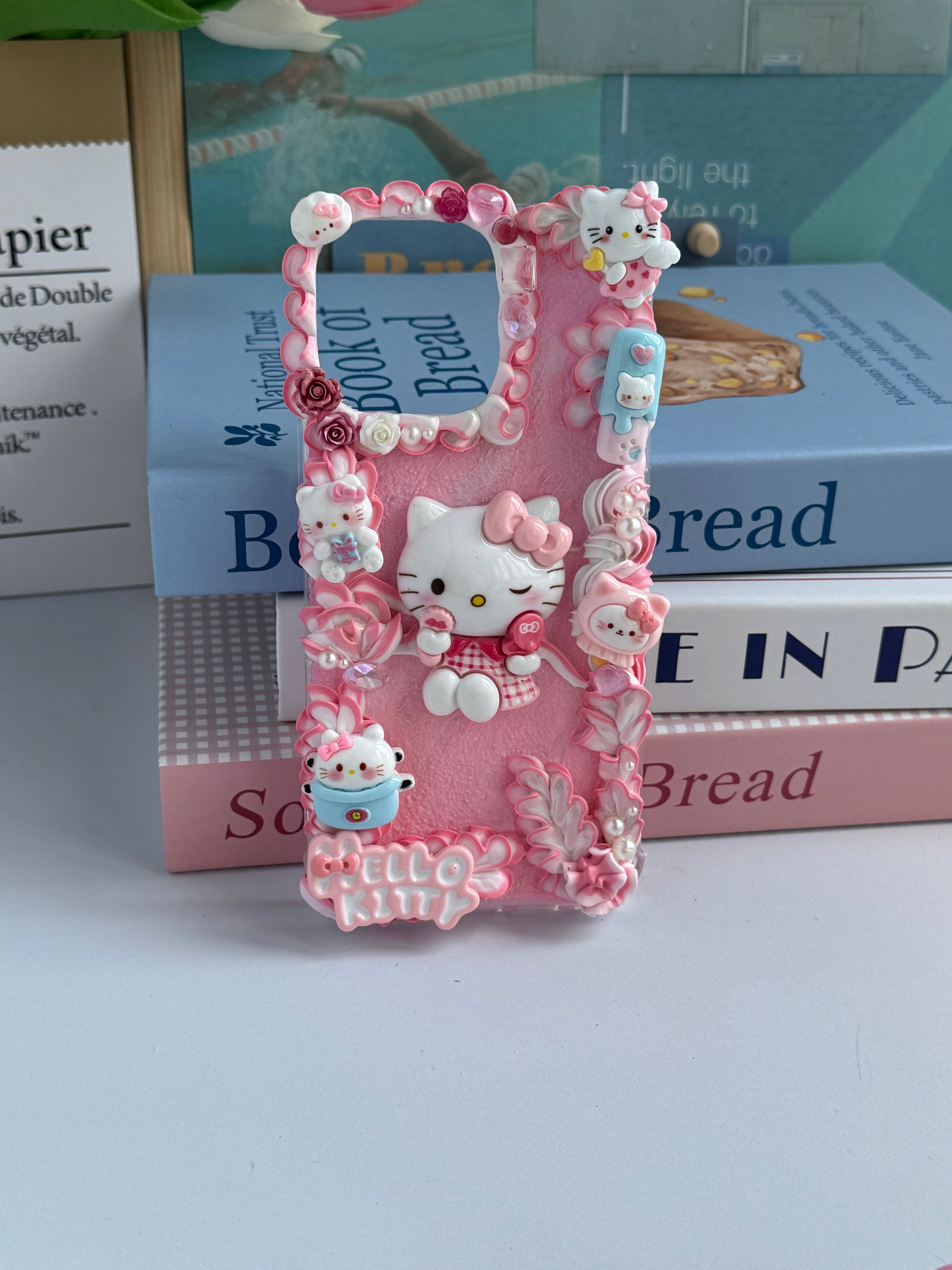 Sanrio Family (Charms) DIY Cream Glue Handmade Phone Case