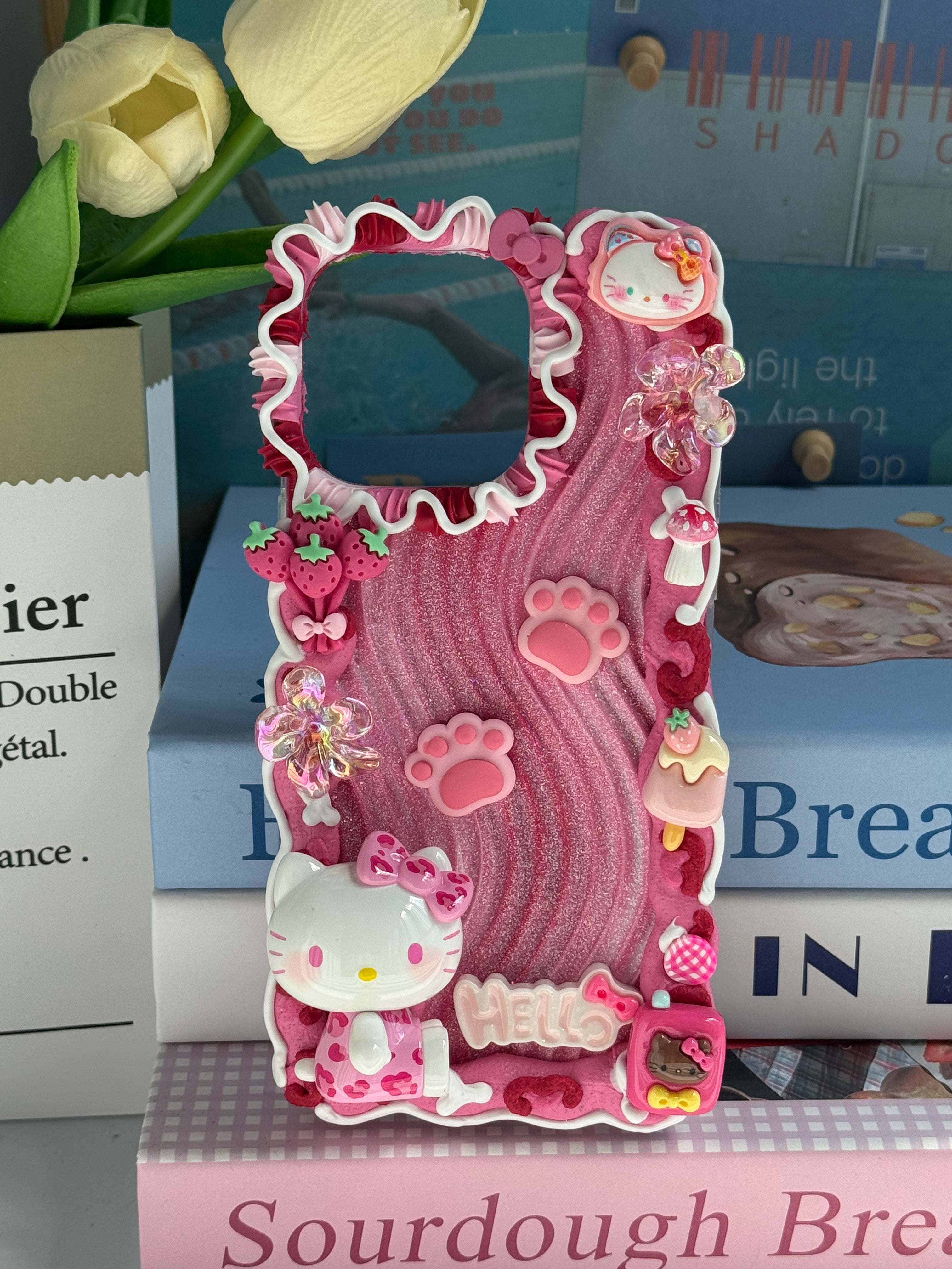 Sanrio Family (Charms) DIY Cream Glue Handmade Phone Case