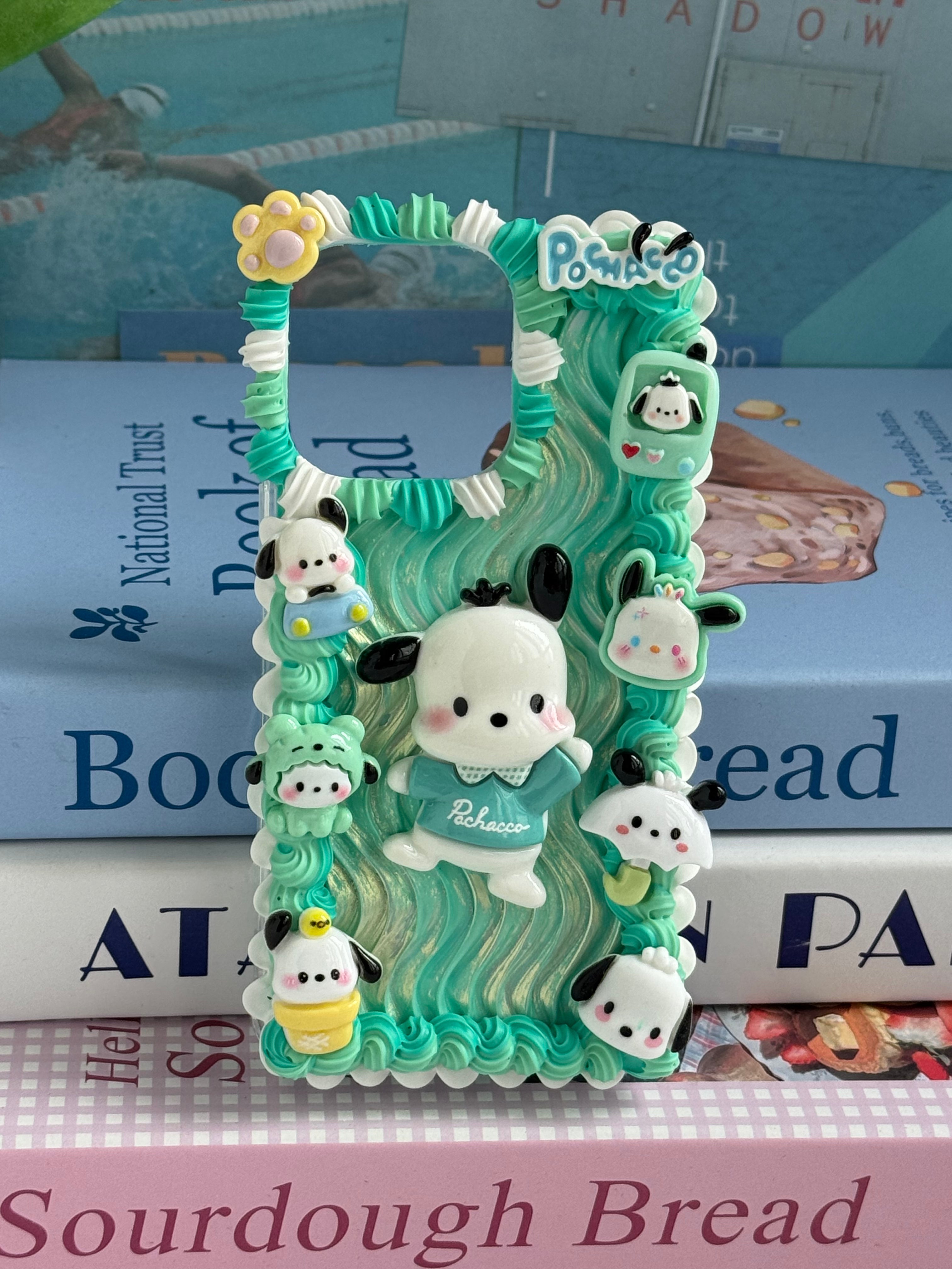 Sanrio Family (Charms) DIY Cream Glue Handmade Phone Case