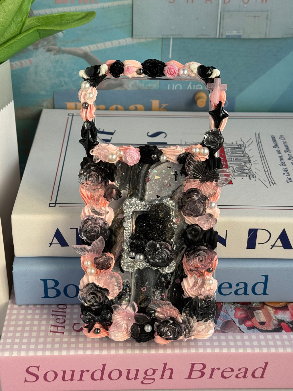 No big doll case (Flowers) DIY Cream Glue Handmade Phone Case