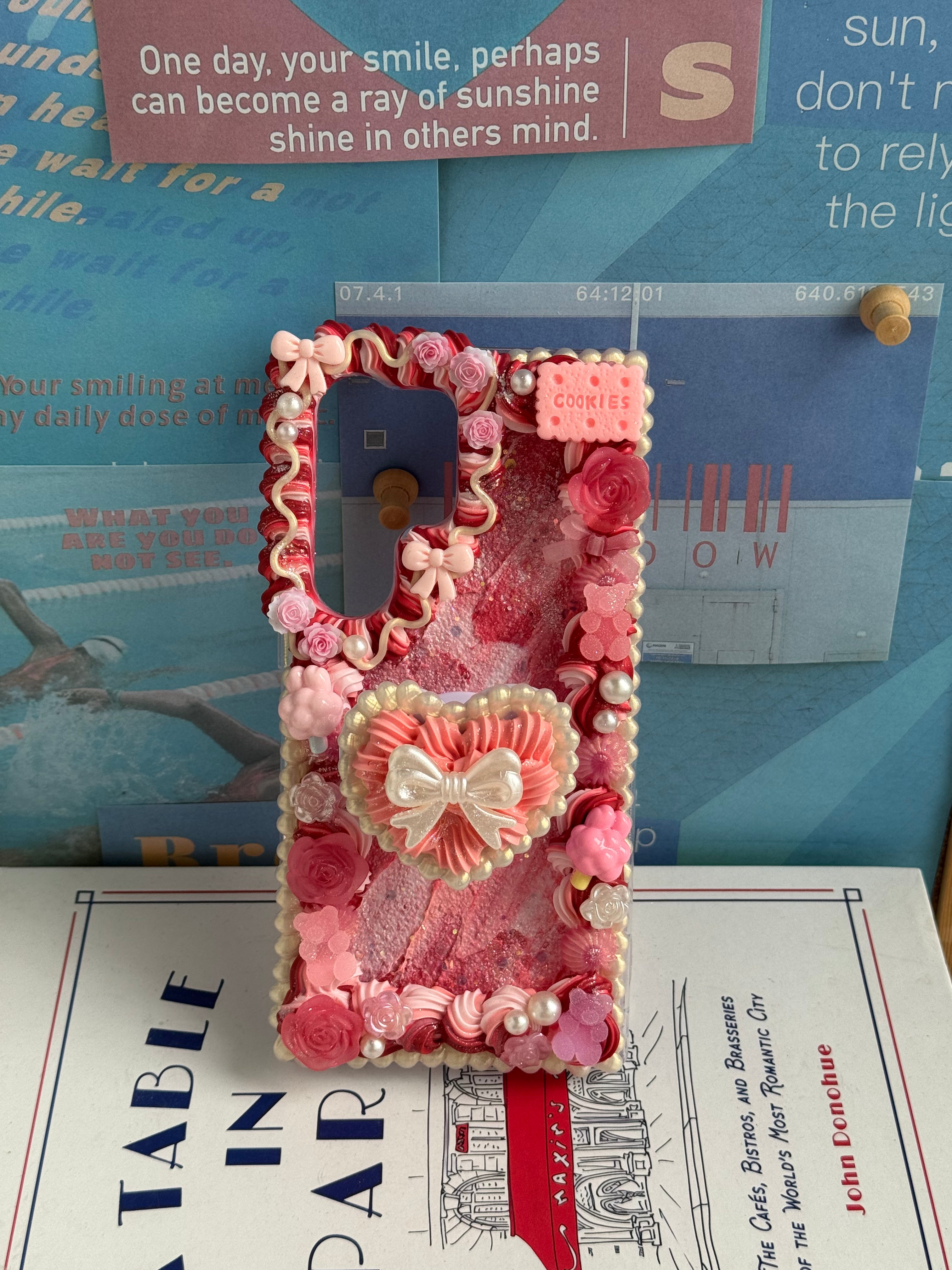 No big doll case (Flowers) DIY Cream Glue Handmade Phone Case