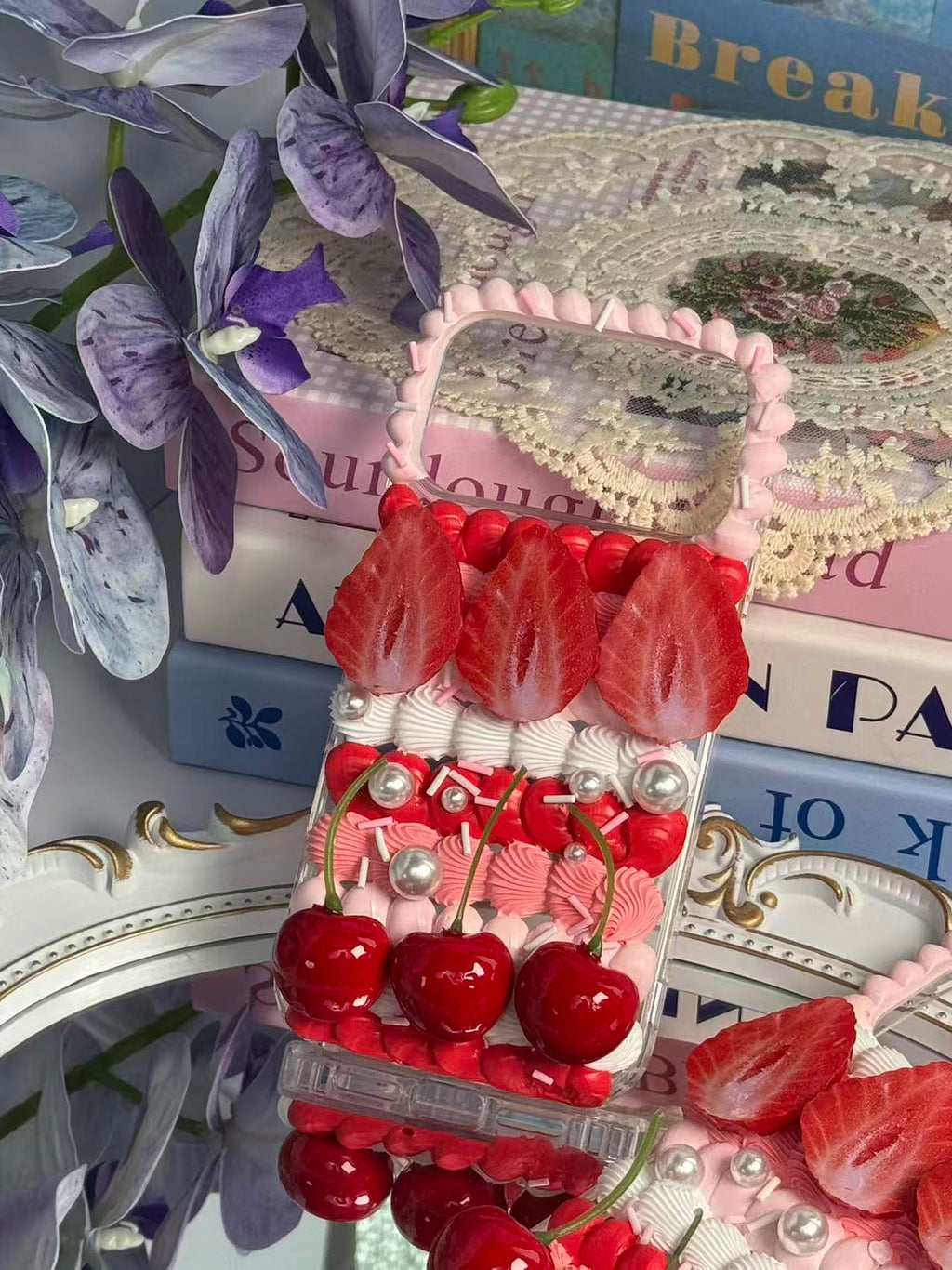 Strawberries & Cherries KIT Cream Glue Case for DIY
